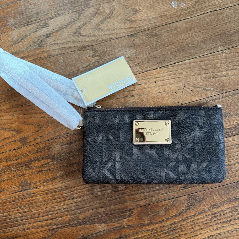 Michael Michael Kors Jet Set Items Brown MD Wristlet BNWT